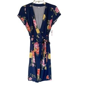 Old Navy Dark Floral Wrap‎ Dress NWT